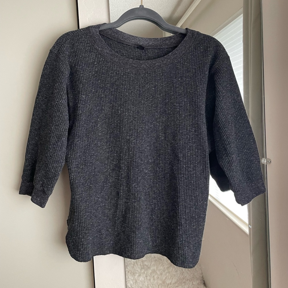 Uniqlo Waffle Crewneck Shirt